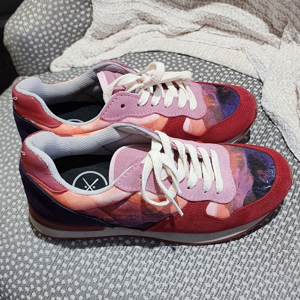 Inkkas Size 8